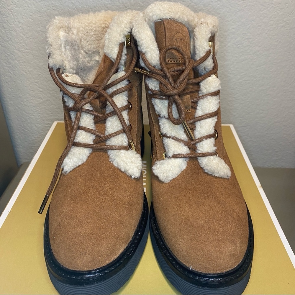 NIB MICHAEL KORS TRUDY FUR & SUEDE BOOTS IN LUGG MULTI - SIZE 7M - Picture 4 of 15